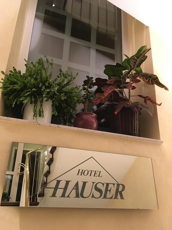 Hauser An Der Universitaet 3* Munich